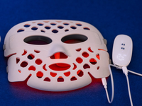 //jlrorwxhjpnrlq5p.ldycdn.com/cloud/piBprKrjlpSRplrirnqokq/OEM-ODM-LED-Red-Light-Face-Mask-manufacturer-11_1238_928.png